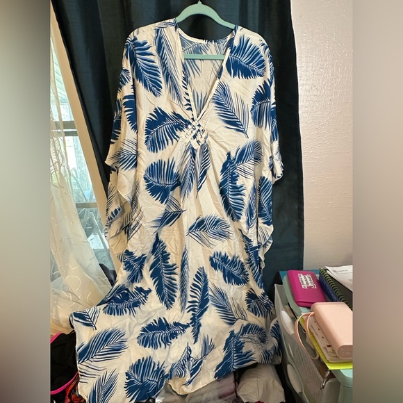 Source Unknown Other - Blue and White Leaf Print Swim Cover Up.